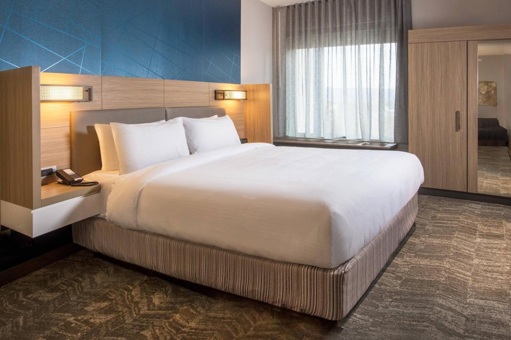 Springhill Suites By Marriott Frederick Luaran gambar