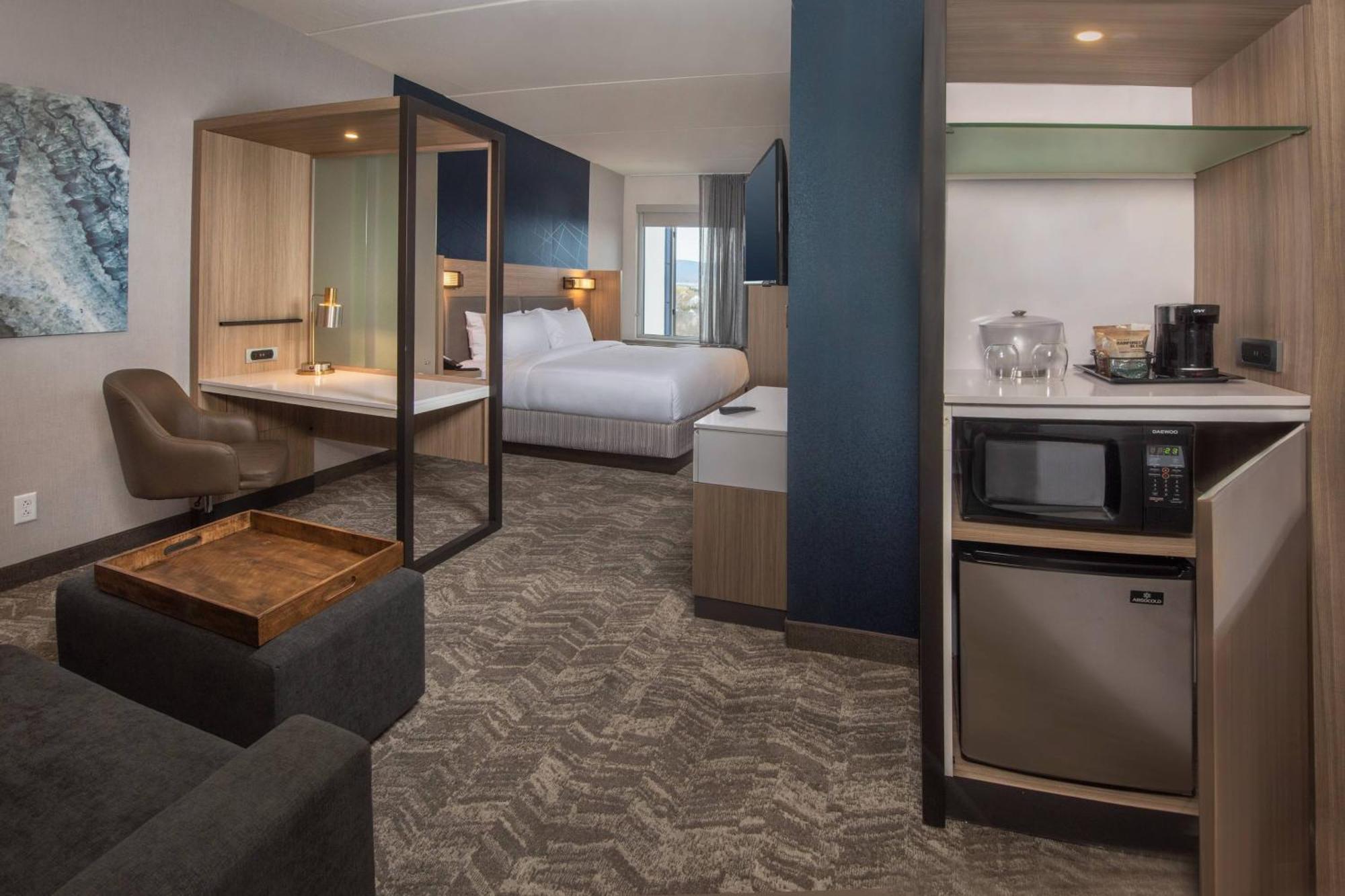Springhill Suites By Marriott Frederick Luaran gambar